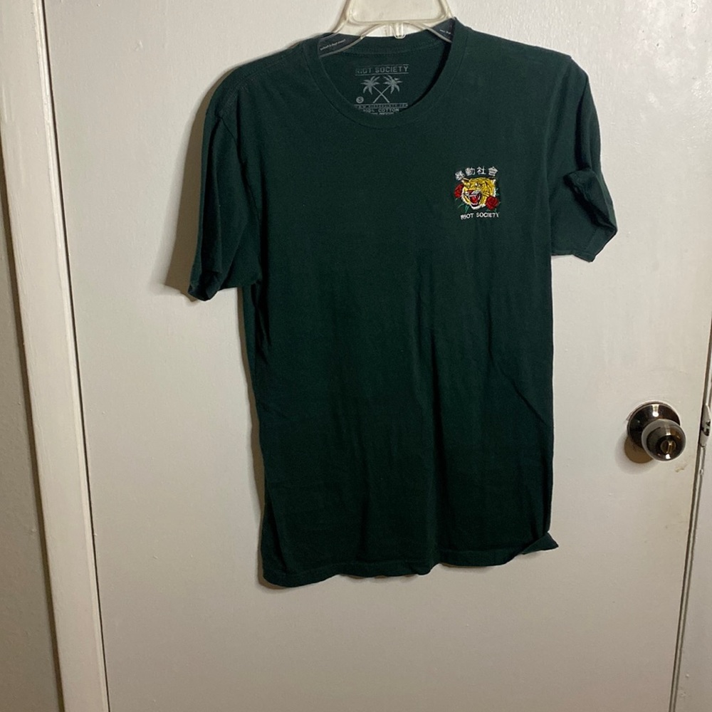 Riot society shirt